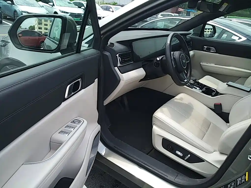 Li Auto Li ONE — миниатюра 16