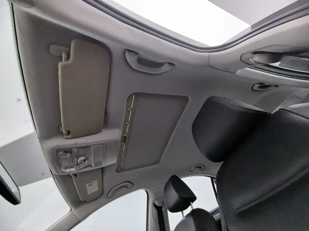 Volkswagen Sagitar — миниатюра 14