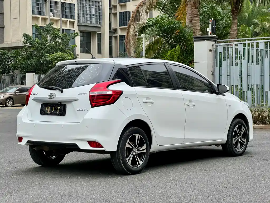 TOYOTA YARIS L ZHIXUAN