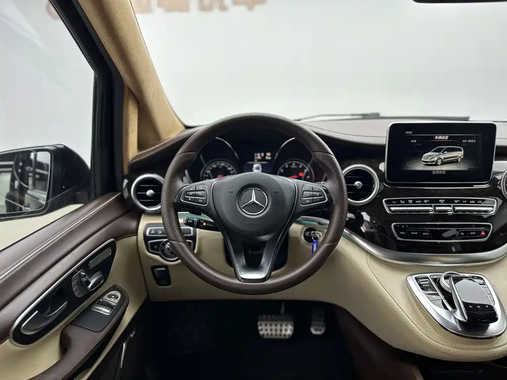 Mercedes-Benz V-Class V 2018 V 260 L Luxury Long Wheelbase V
