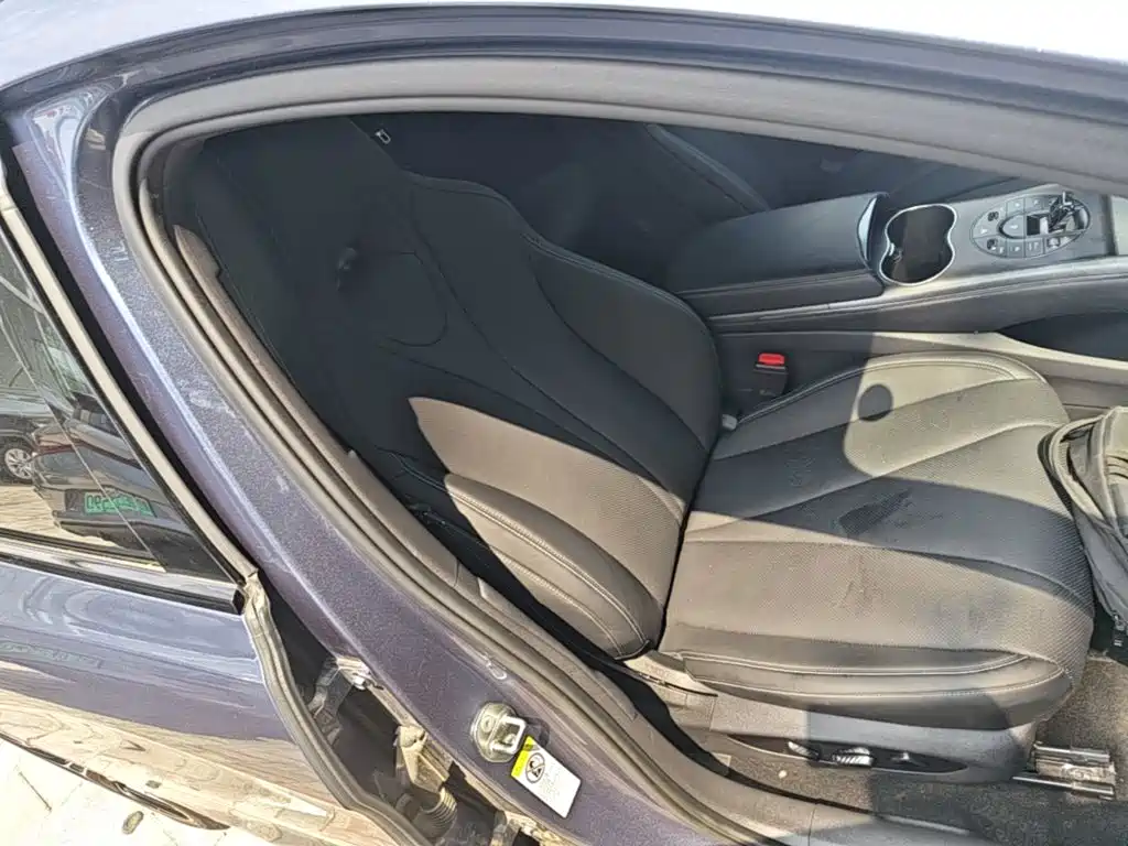 BYD Seal — миниатюра 25