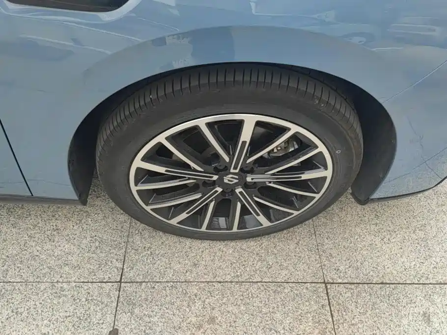 Leapmotor B01 2025 550