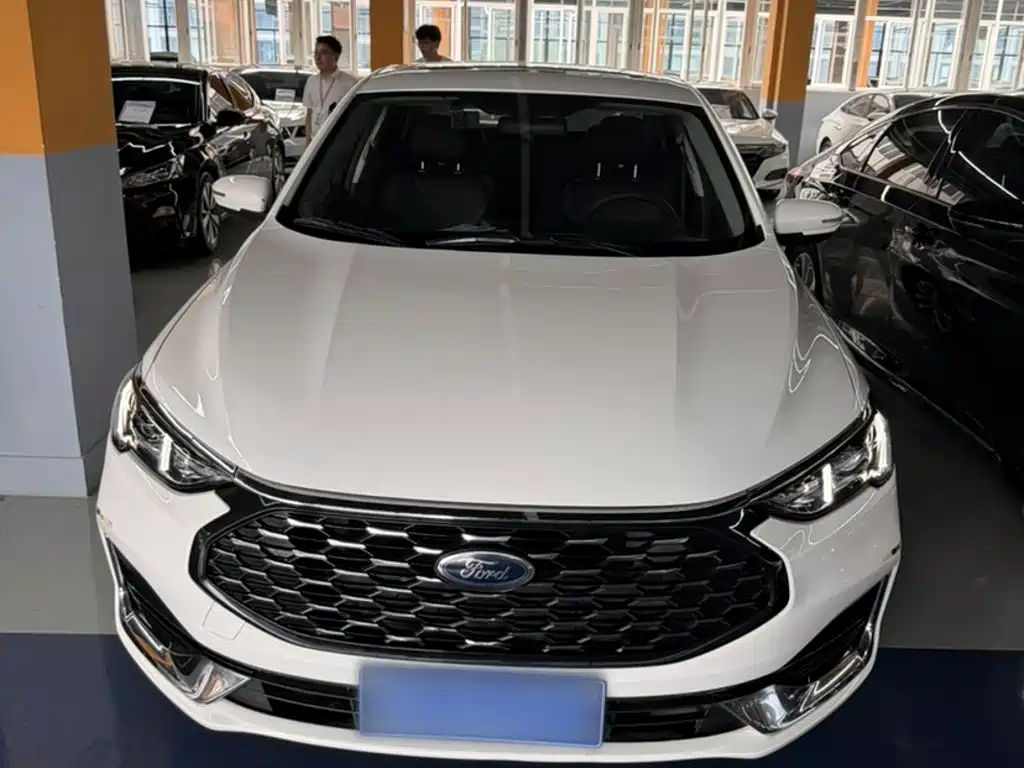 Ford Escort — миниатюра 10
