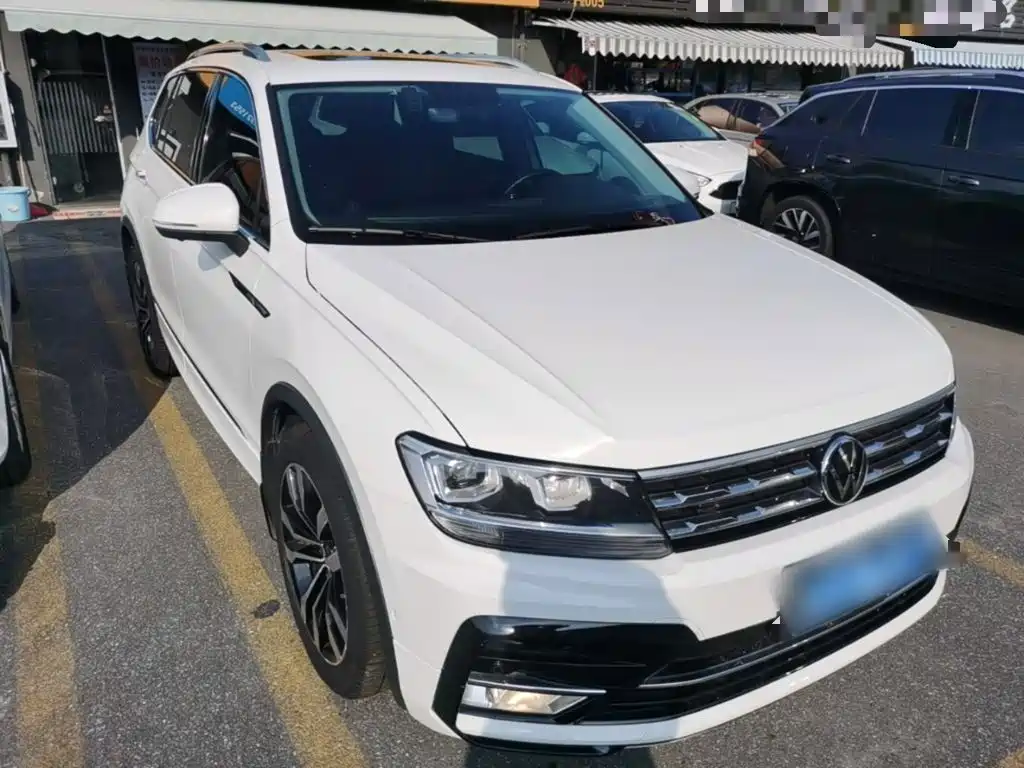 Volkswagen Tiguan L — миниатюра 4