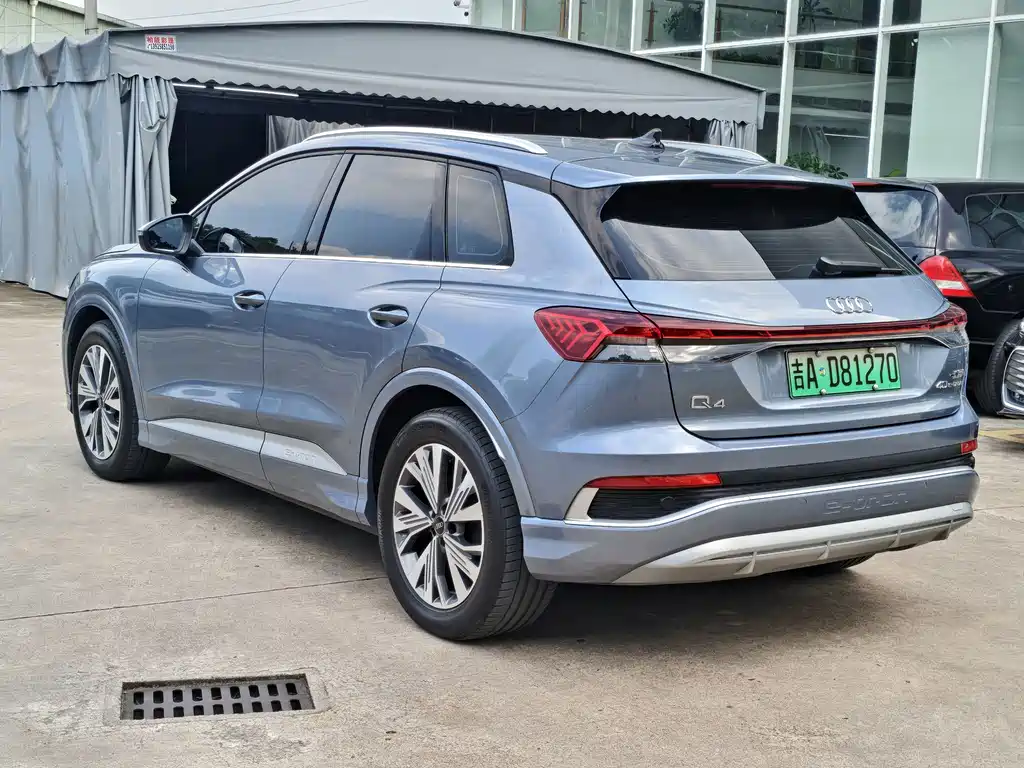 Audi Q4 e-tron — миниатюра 14
