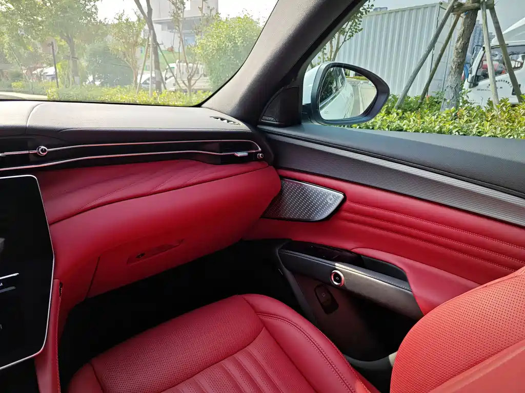 Maserati Grecale — миниатюра 13