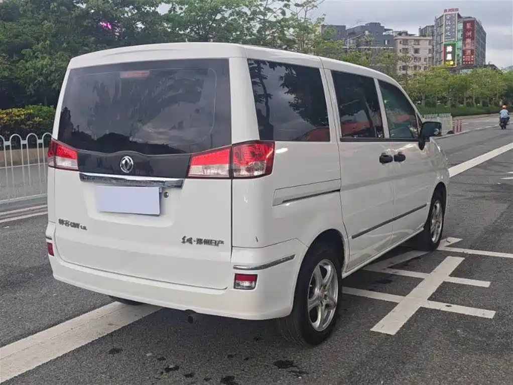 Dongfeng Succe 2013 1.5L MT Comfort 7 мест IV