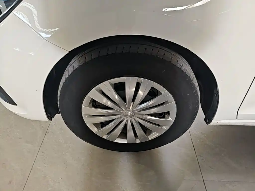 Volkswagen Santana — миниатюра 23