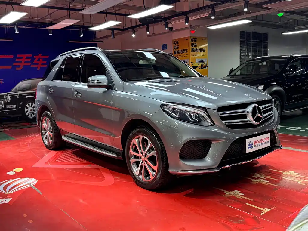 Mercedes-Benz GLE (Import) — миниатюра 3