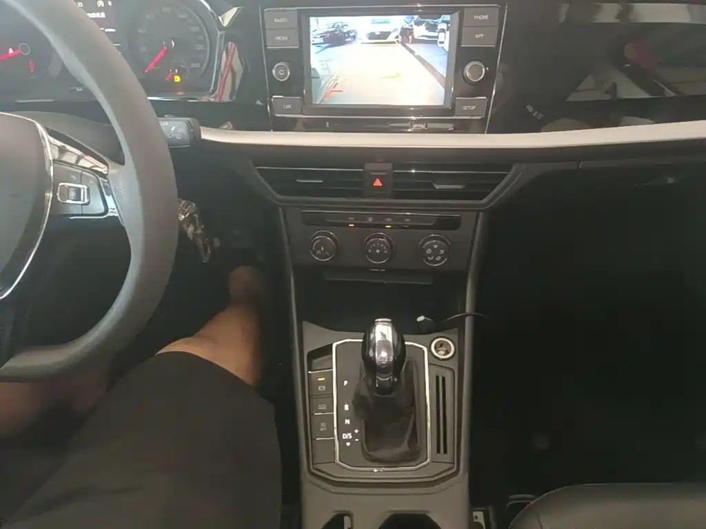 Volkswagen Lavida — миниатюра 14