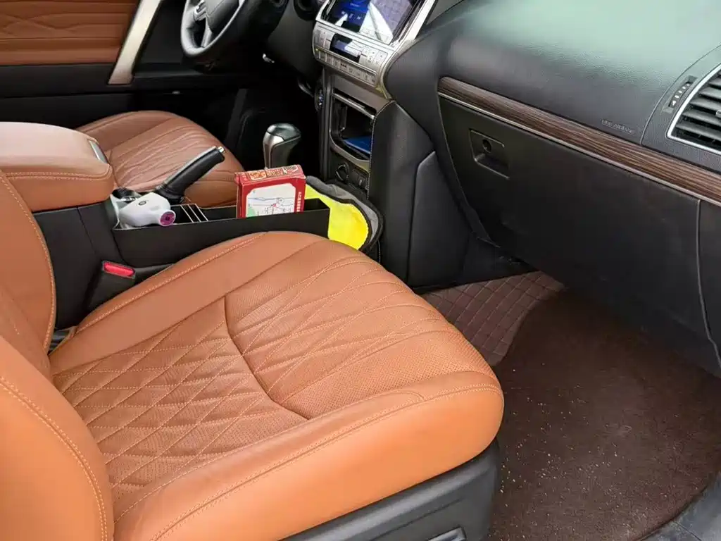 Toyota Prado — миниатюра 12