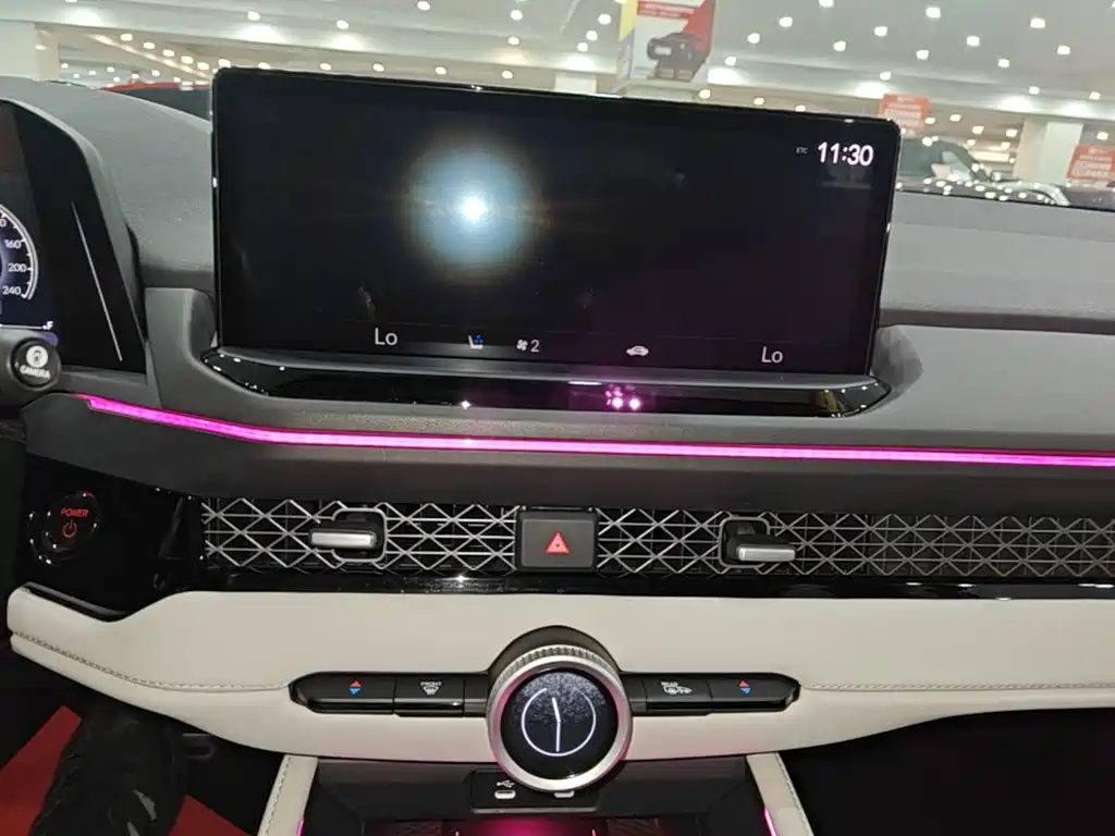 Honda Accord New Energy — миниатюра 13
