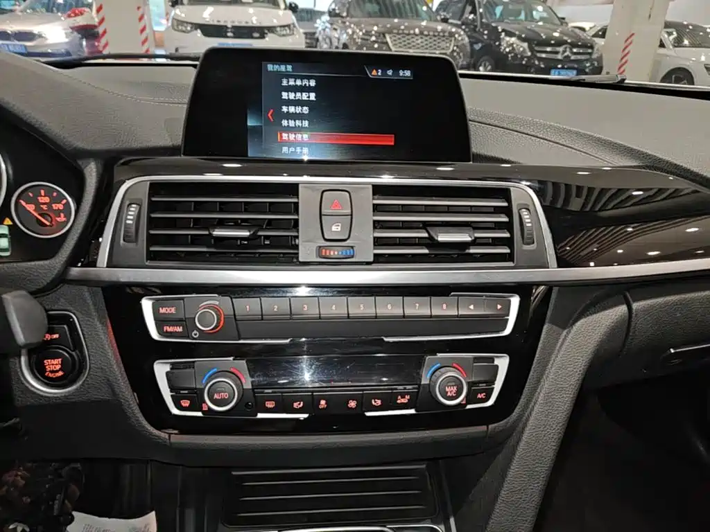 BMW 3 Series — миниатюра 13
