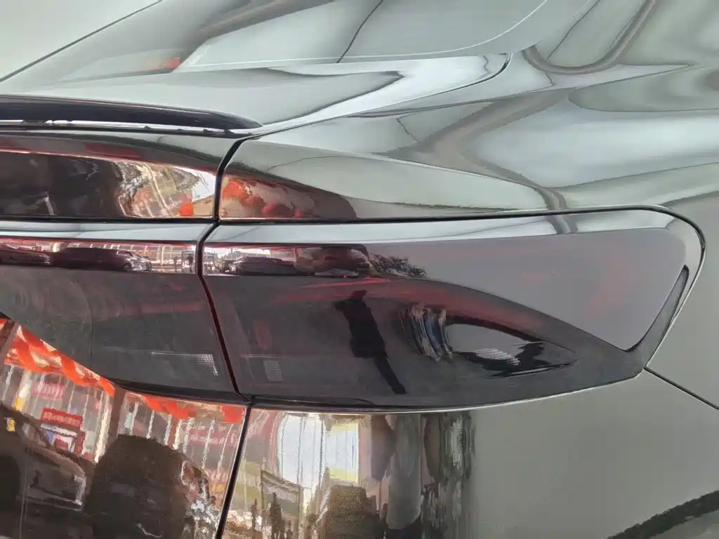 Geely Emgrand — миниатюра 16