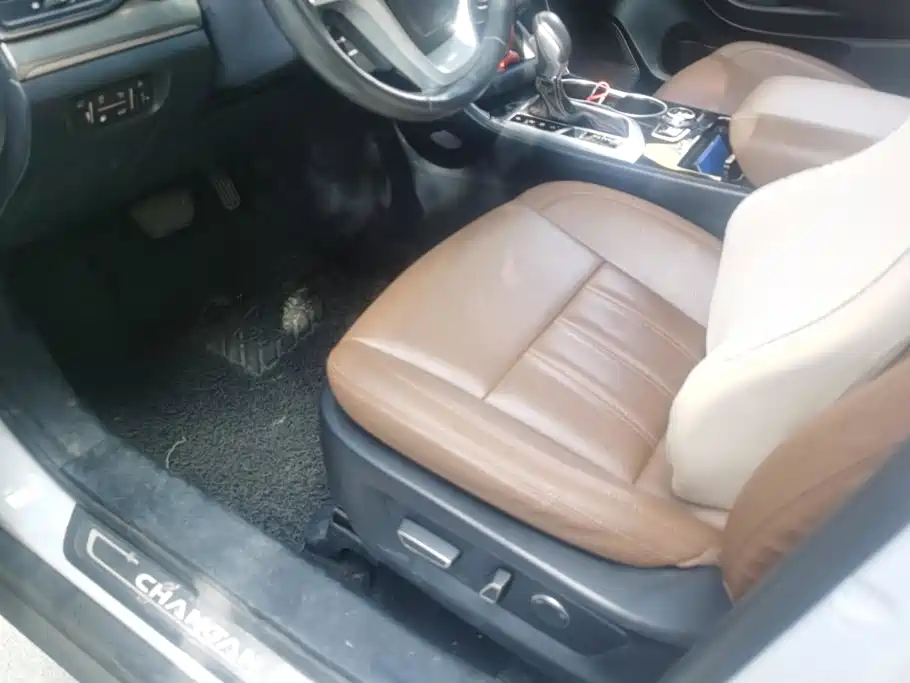 Changan CS95 — миниатюра 9