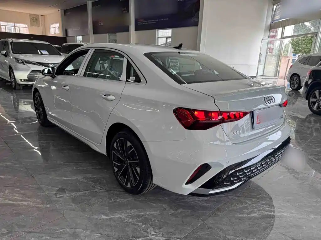 Audi A3 — миниатюра 10