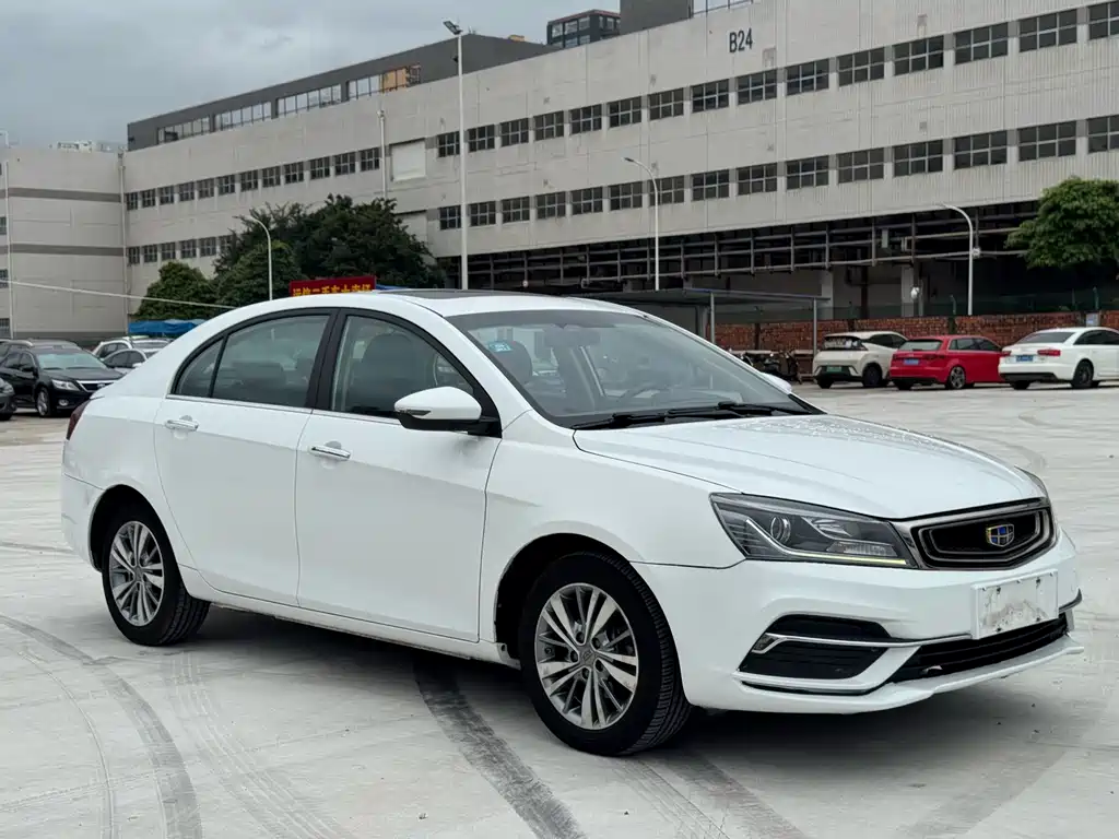 Geely Emgrand — миниатюра 3
