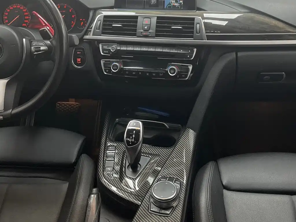 BMW 3 Series — миниатюра 8