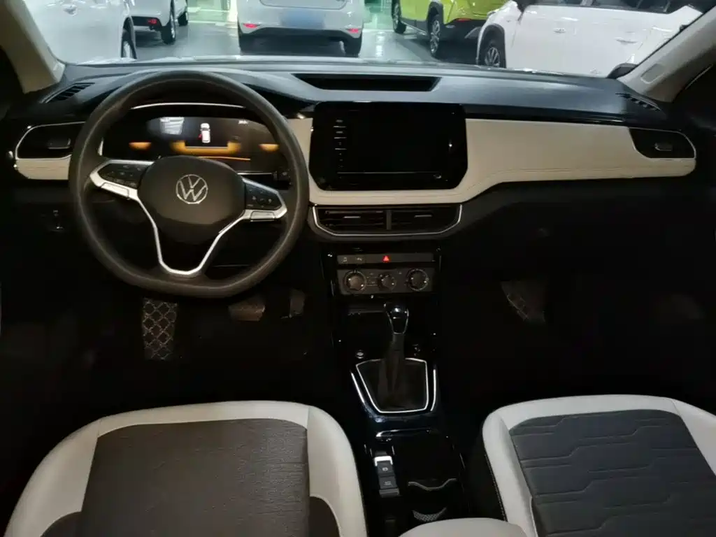 Volkswagen Tharu — миниатюра 10