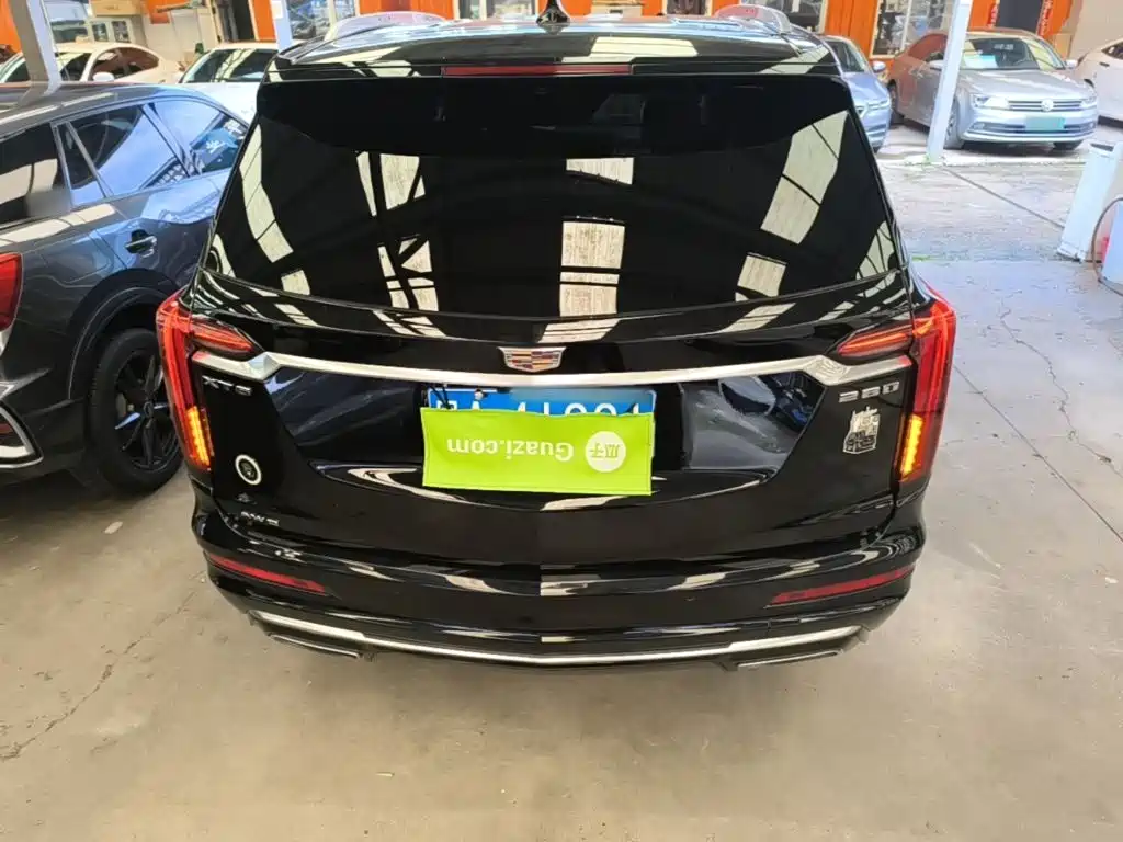 Cadillac XT6 — миниатюра 6