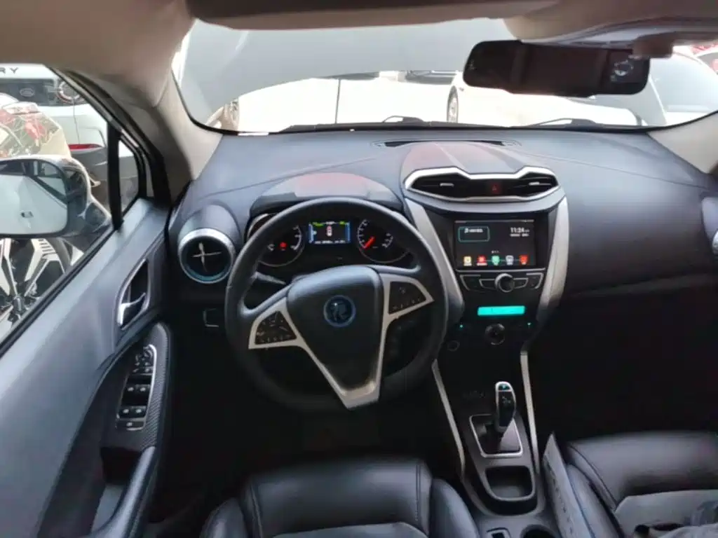BYD Yuan EV — миниатюра 11