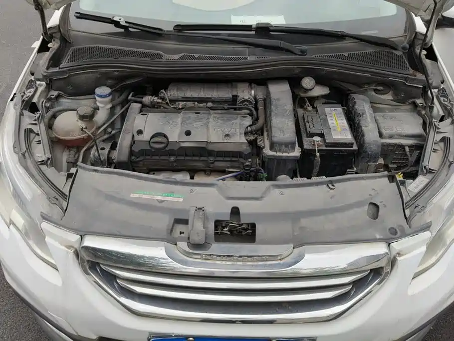 Peugeot 2008 — миниатюра 10