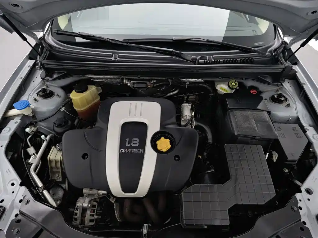 Roewe 550 — миниатюра 6