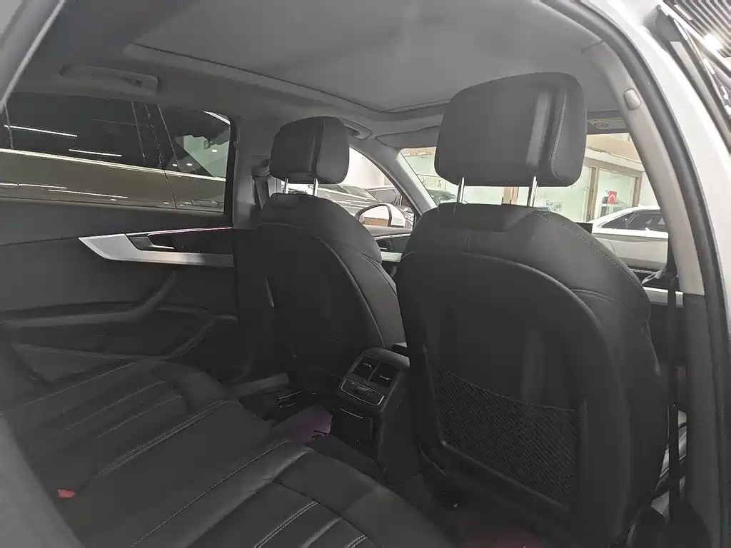 Audi A4L — миниатюра 12
