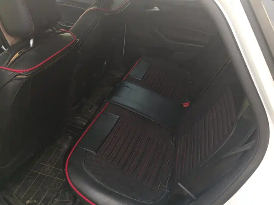 Ford Focus — миниатюра 11