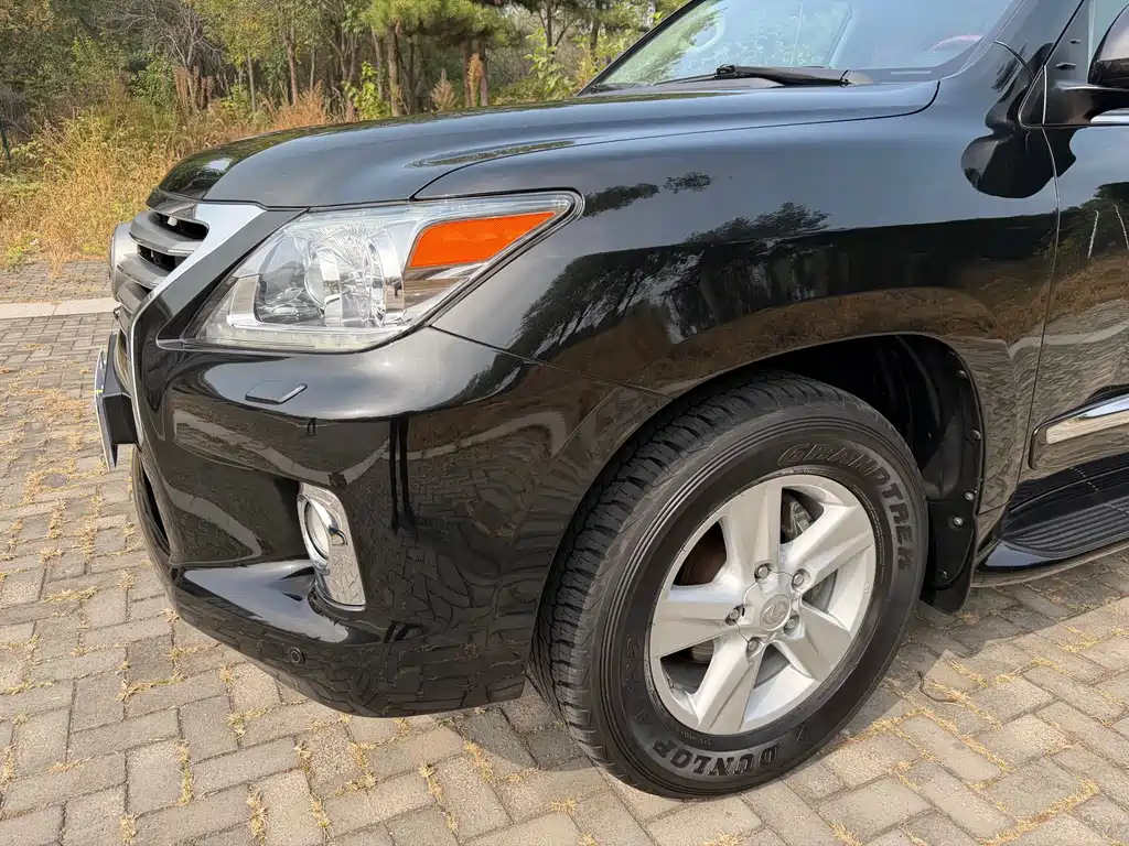 Lexus LX — миниатюра 3