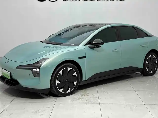 2025 Xpeng Mona M03