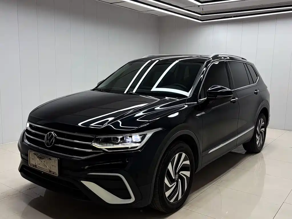 Купить Volkswagen Tiguan L