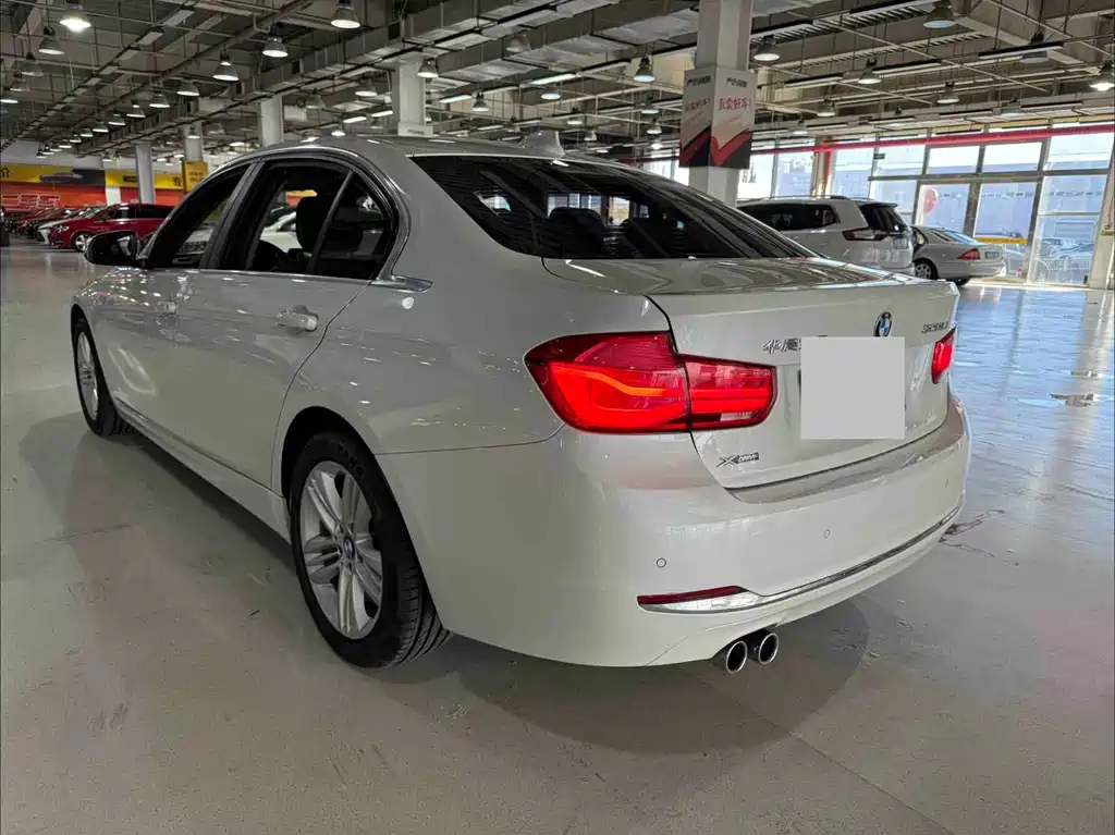BMW 3 Series — миниатюра 17