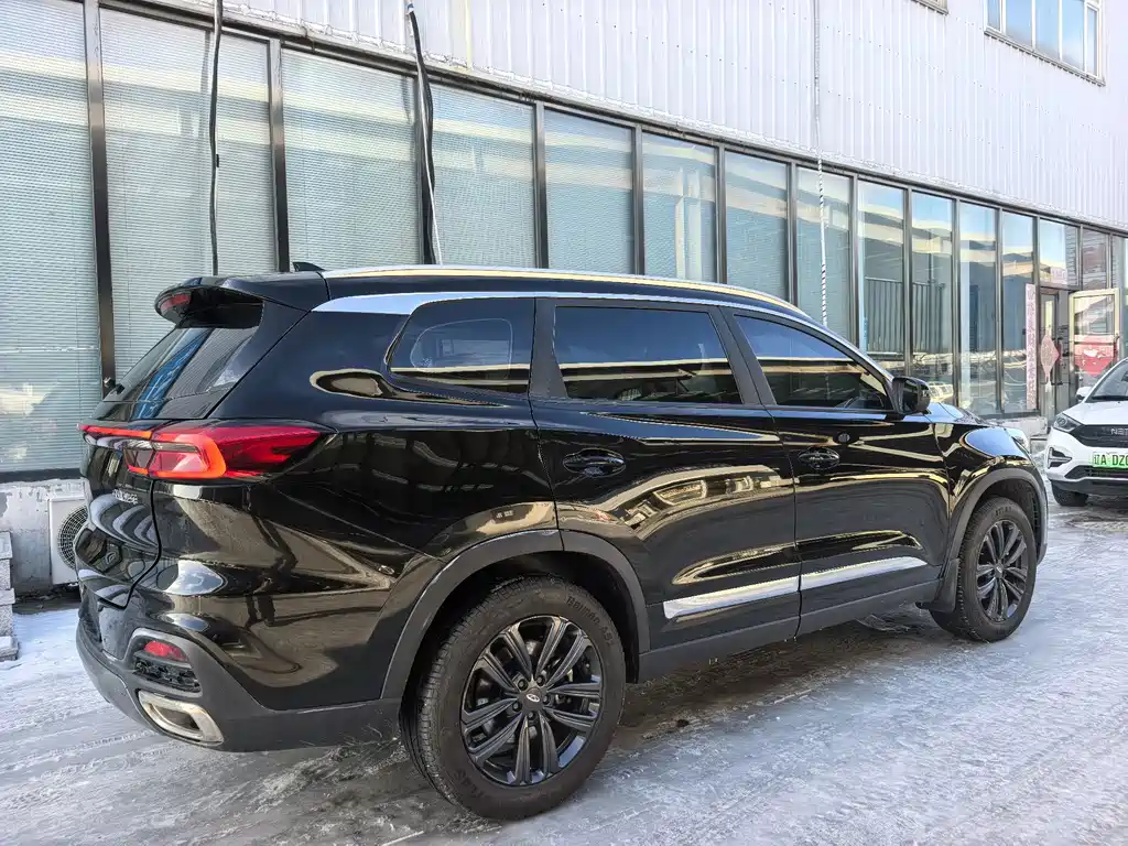 Chery Tiggo 8 — миниатюра 4