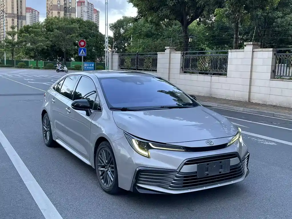 Toyota Lingshang 2021 2.0L Luxury