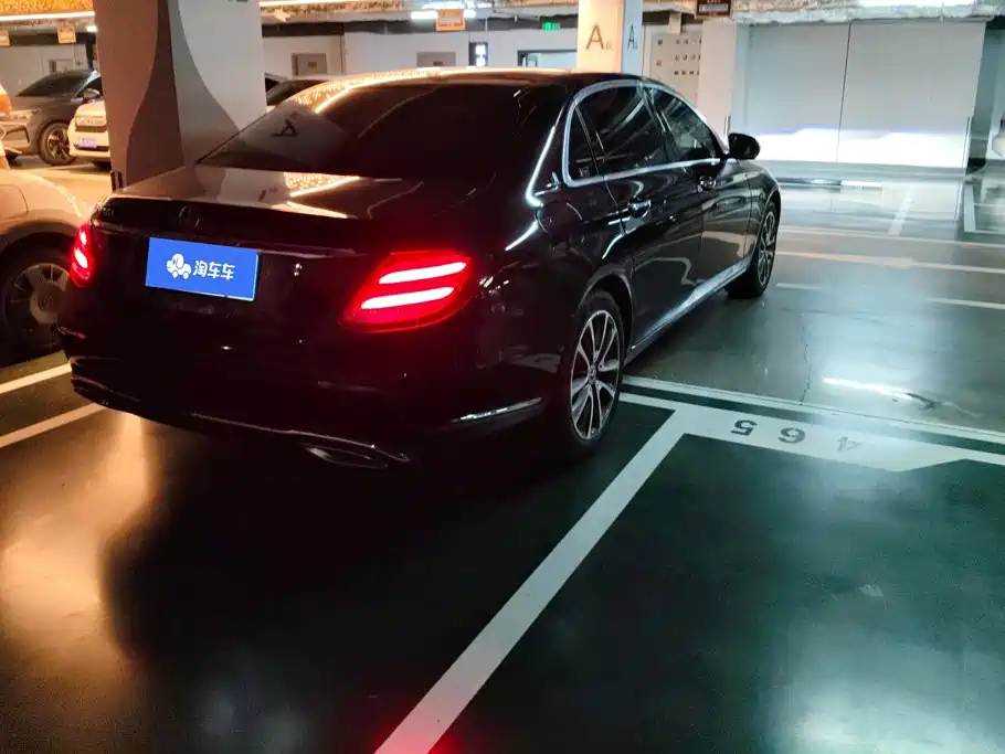 Mercedes-Benz E-Class — миниатюра 3