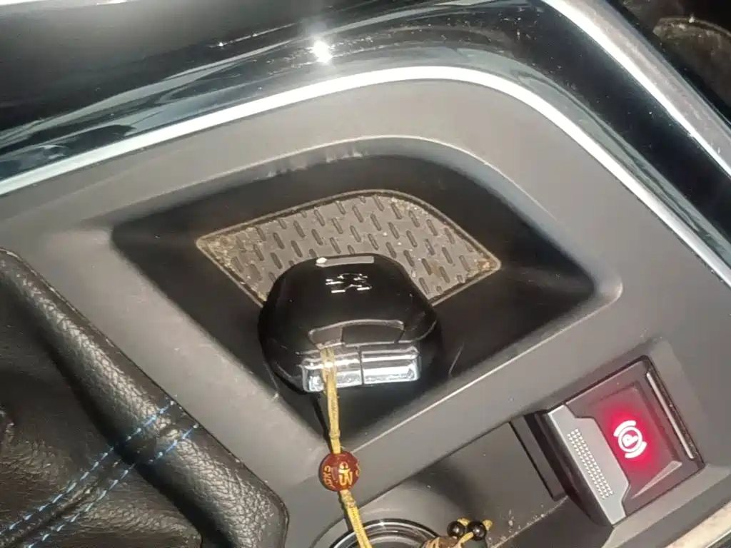 Peugeot 308 — миниатюра 9