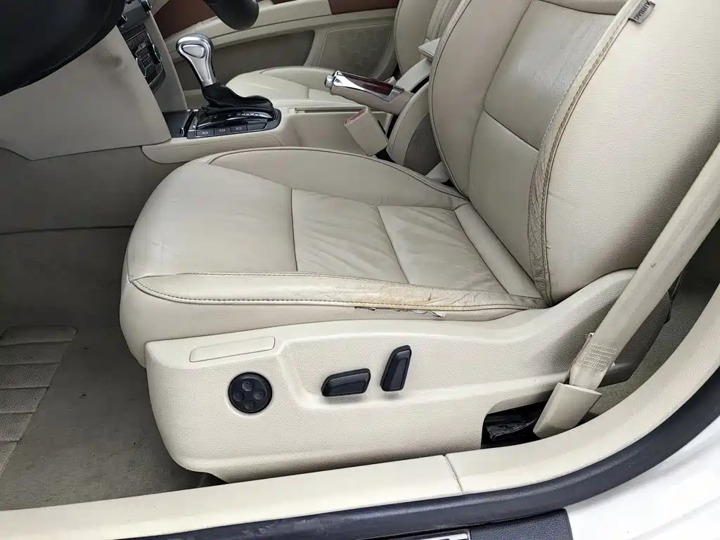 Skoda Superb — миниатюра 20