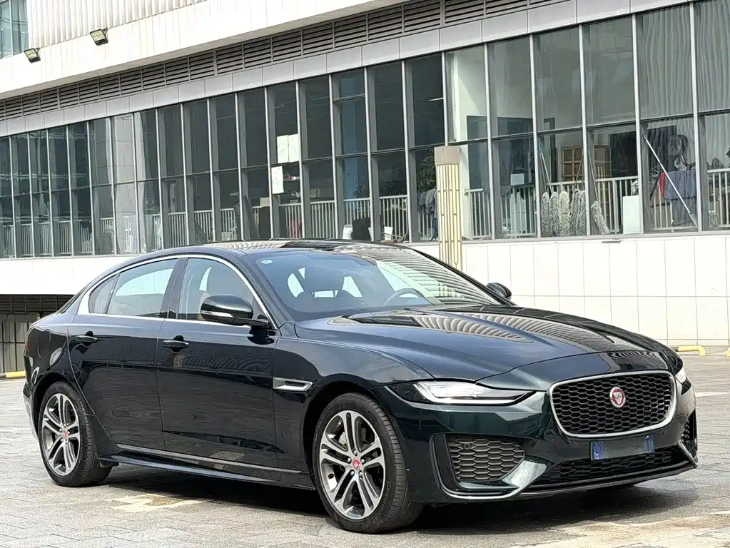 Jaguar XEL — миниатюра 3