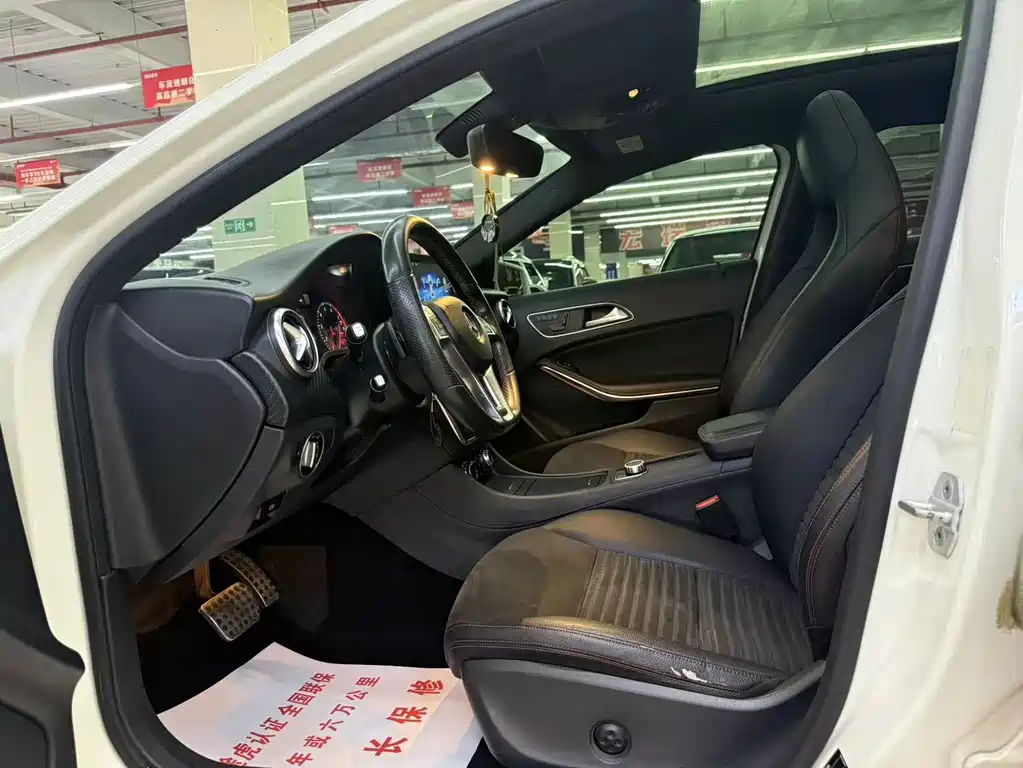 Mercedes-Benz A-Class (Import) — миниатюра 7