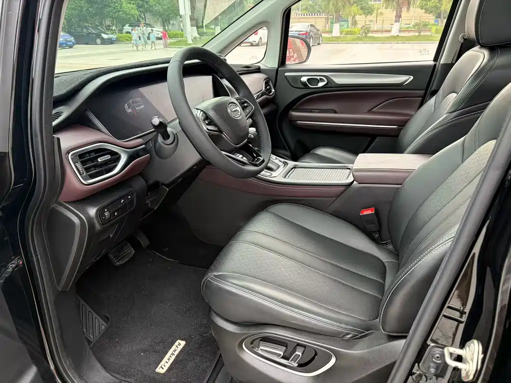 GAC Motor Trumpchi M6 — миниатюра 4