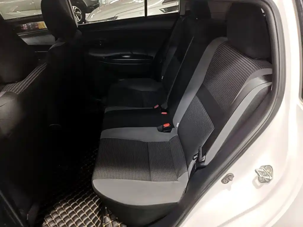 Toyota Vios FS — миниатюра 17