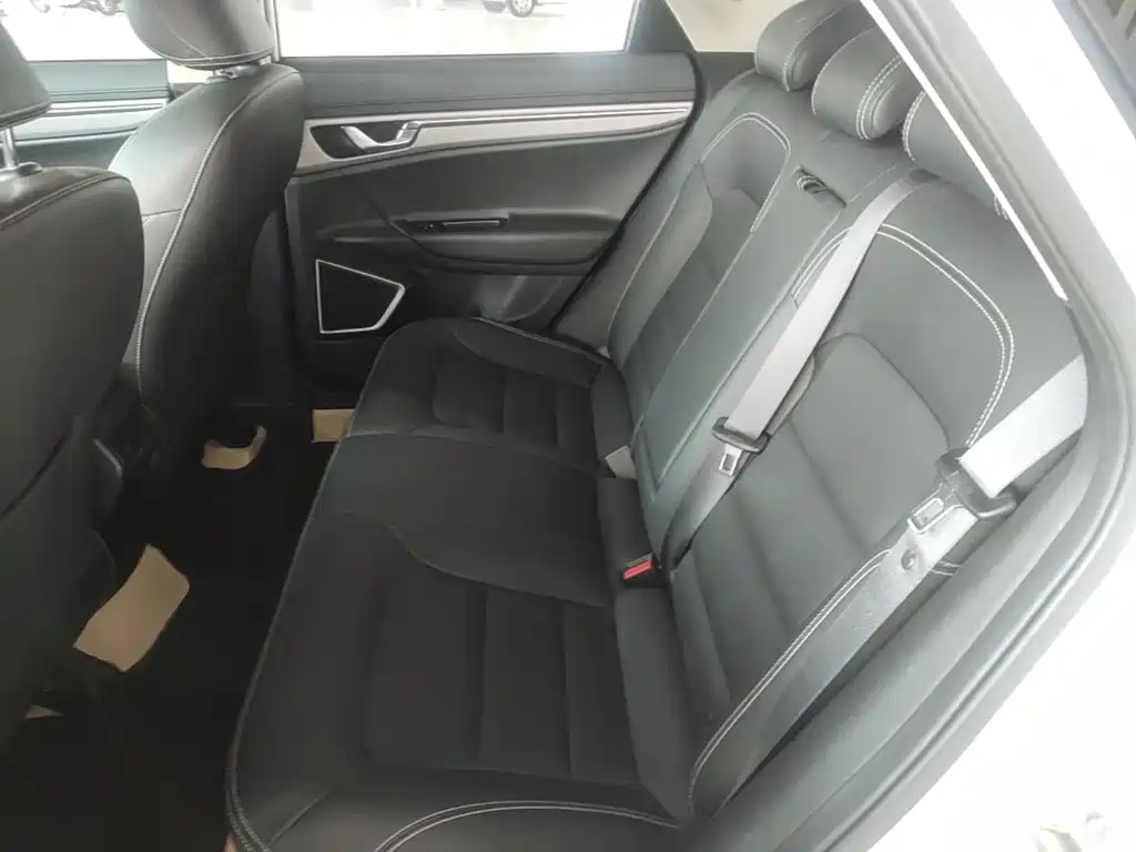Geely Emgrand GS — миниатюра 17