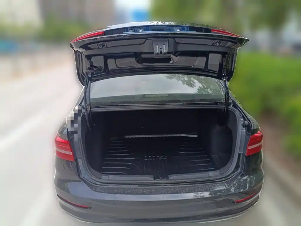 Volkswagen Lavida — миниатюра 16