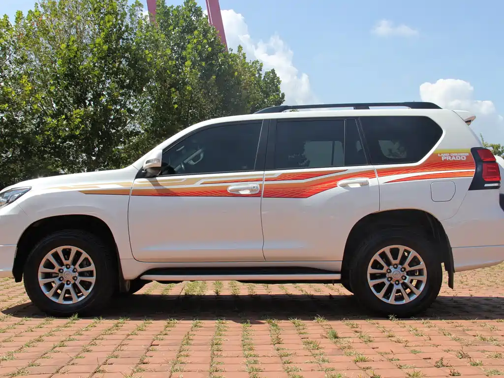 Toyota Prado — миниатюра 4