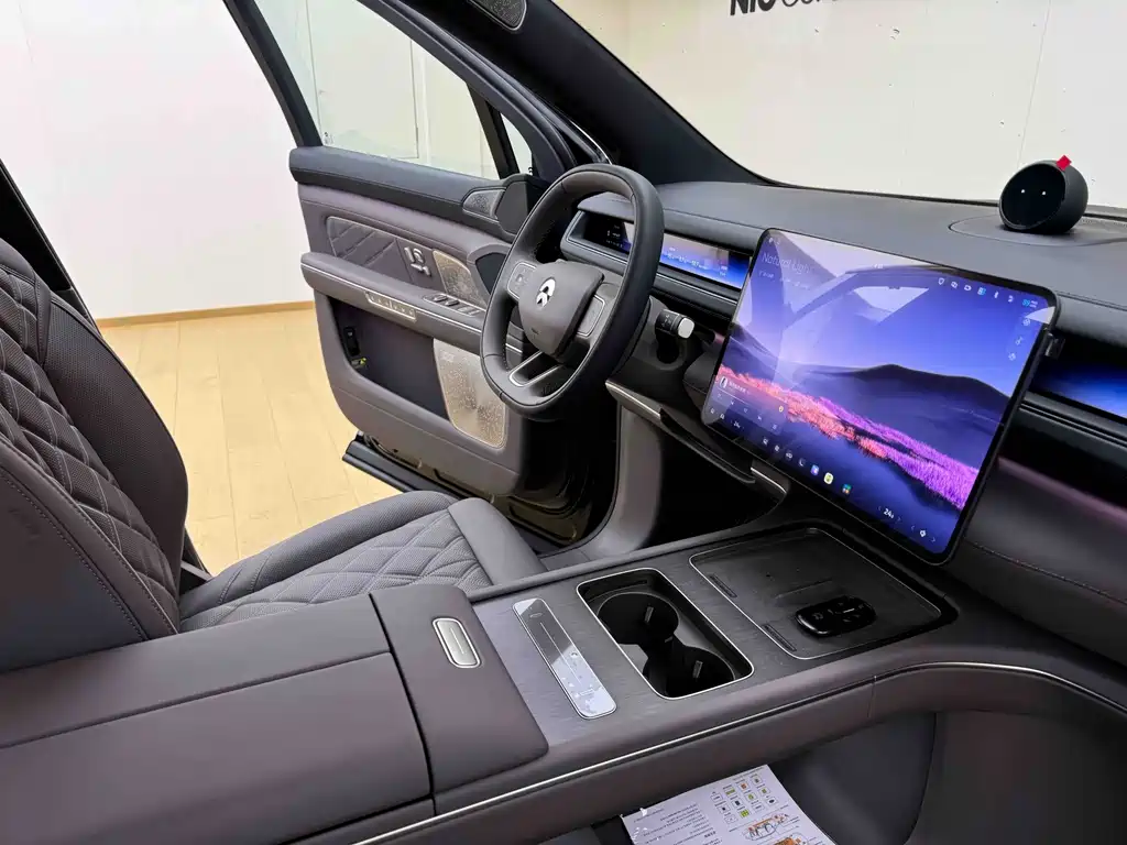 NIO ES8 — миниатюра 16