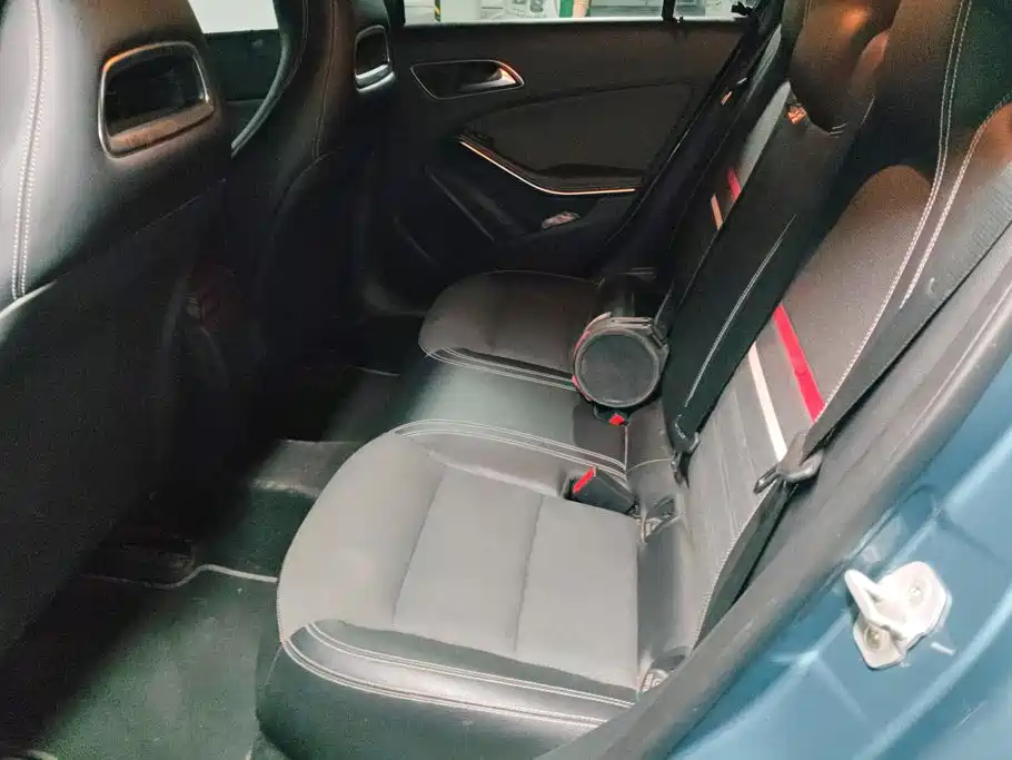 Mercedes-Benz A-Class (Import) — миниатюра 11