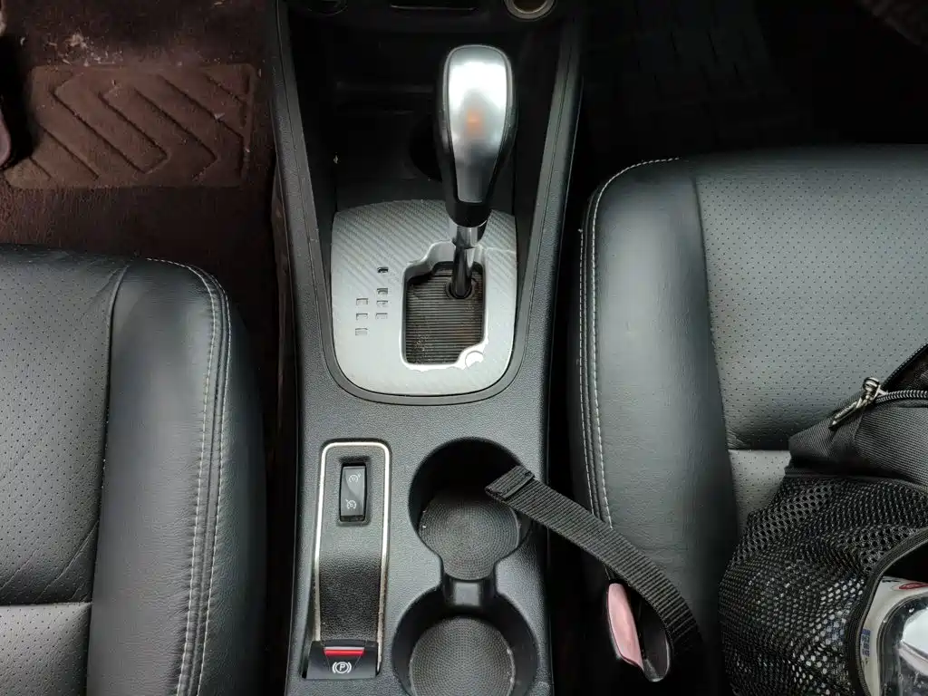 Renault Fluence — миниатюра 14