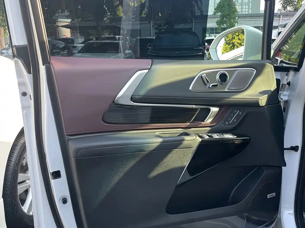 Buick Century — миниатюра 10