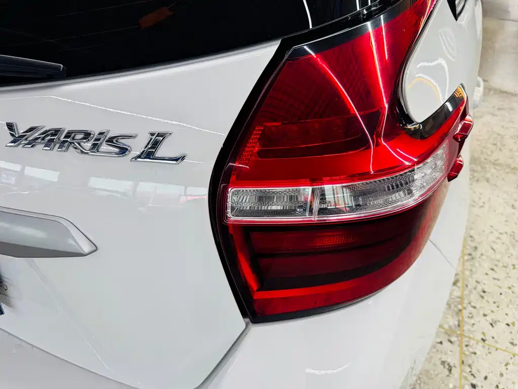 Toyota Yaris L — миниатюра 14